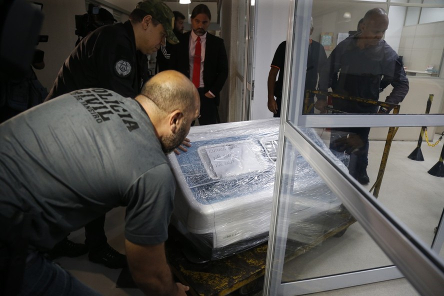 Polícia Civil apreende máquina usada pelo PCS Labs Saleme para testes de HIV