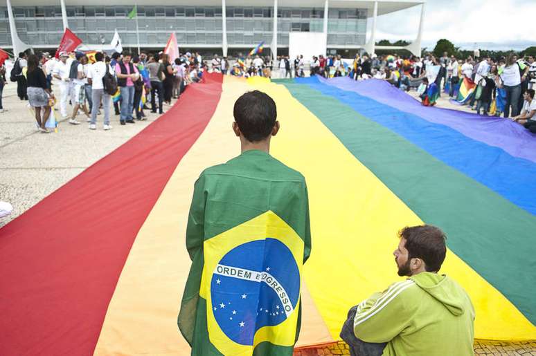 STF julga hoje ação para criminalizar homofobia; entenda