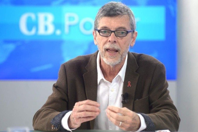 CB.Poder recebe Draurio Barreira, diretor do Departamento de HIV/aids do Ministério da Saúde. Na bancada, Denise Rothenburg e Sibele Negromonte - (crédito: Ed Alves/CB/DA.Press)