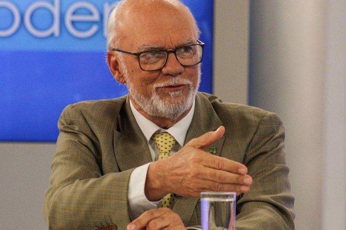 Reginaldo Arcuri, presidente do Grupo Farma Brasil, representa 12 indústrias farmacêuticas nacionais - (crédito: Kayo Magalhães/CB/D.A Press)