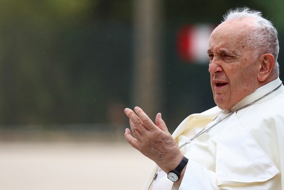 Papa Francisco durante visita à Portugal para a Jornada Mundial da Juventude em 2 de agosto de 2023 — Foto: Pedro Nunes/REUTERS