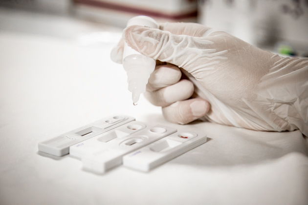 UnB Notícias - Polo orienta sobre saúde sexual e faz testagem rápida