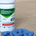 Tecnologia e cuidado humanizado ampliam prevenção e tratamento do HIV em Porto Alegre, informa prefeitura da capital gaúcha