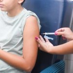 Folha de S. Paulo: Operações policiais reduzem vacinação infantil e prejudicam saúde, mostra estudo do Unicef