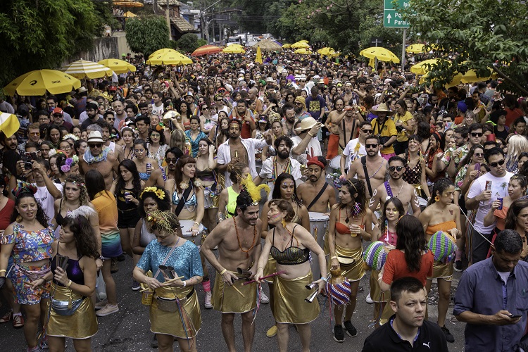 Carnaval: Blocos de rua são transformados em festas particulares; confira programação | Jovem Pan