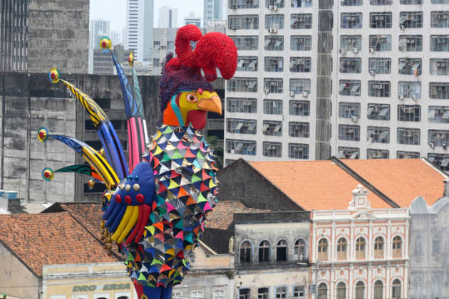 Galo da Madrugada reúne 2 milhões de foliões em Recife. Veja imagens - Fotos - R7 Carnaval 2019