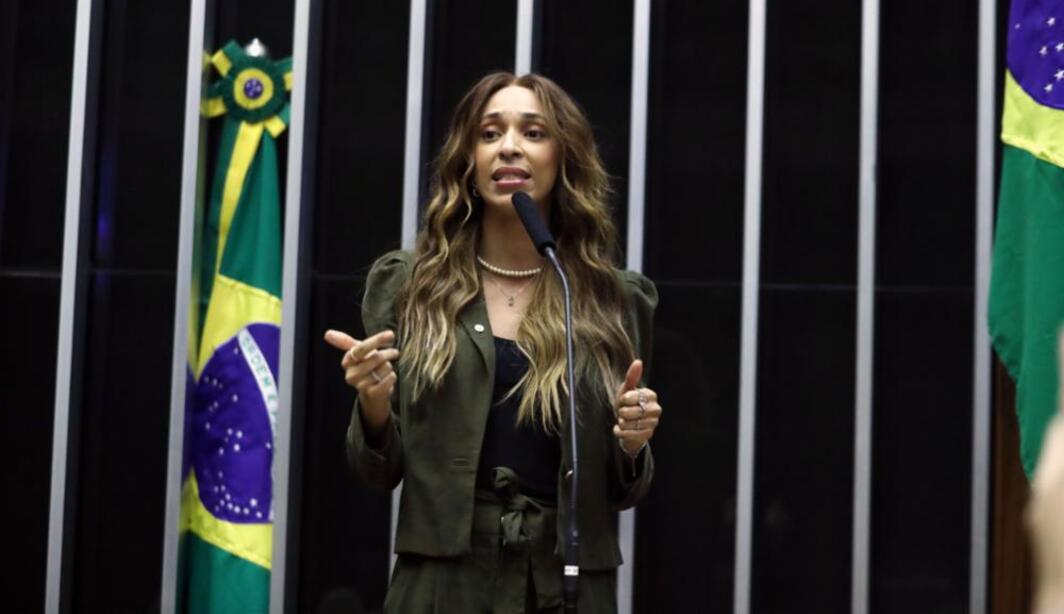 Erika Hilton se torna a 1ª mulher trans a liderar uma bancada no Congresso – CartaExpressa – CartaCapital