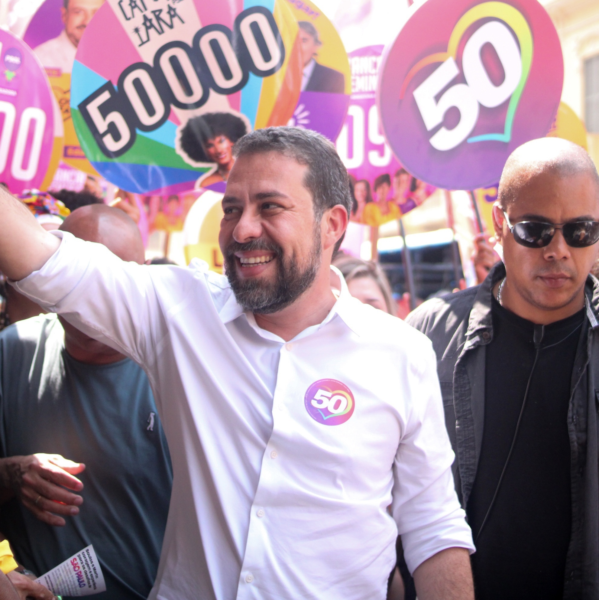 Pesquisa para Prefeito de SP: Boulos vira em grupo chave