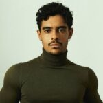 Quem é Igor Fernandez, ator de ‘Máscaras de Oxigênio Não Cairão Automaticamente’ — Folha de São Paulo