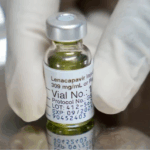 “É um momento histórico, mas a batalha está só começando”: ativistas cobram acesso ao lenacapavir no SUS após aval da Anvisa