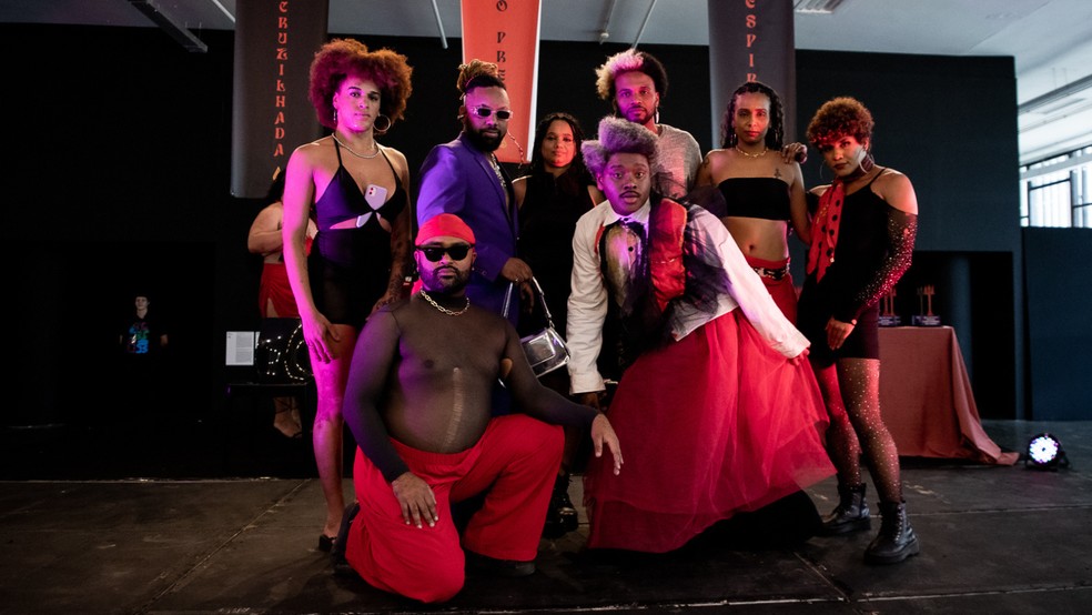 Coletivo AMEM - Ball do Tempo - Bienal de Artes de São Paulo. Foto - Cintia Rizoli