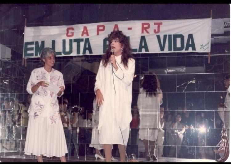 Márcia Rachid com a drag queen Lorna Washington, nos anos 80