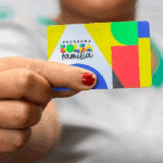 Folha de S. Paulo: Bolsa Família melhora saúde mental de jovens em situação de alta vulnerabilidade, aponta estudo