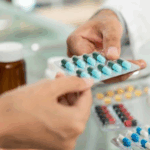 Folha de S. Paulo: Uma em cada seis infecções no mundo é resistente a antibióticos, diz OMS