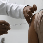 O Globo: Farmacovigilância e as vacinas, por dr. David Uip