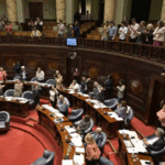 Uruguai aprova lei que legaliza a eutanásia e se torna pioneiro na América Latina