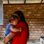 Três gerações, a mesma história: como a gravidez precoce se repete entre meninas no Brasil