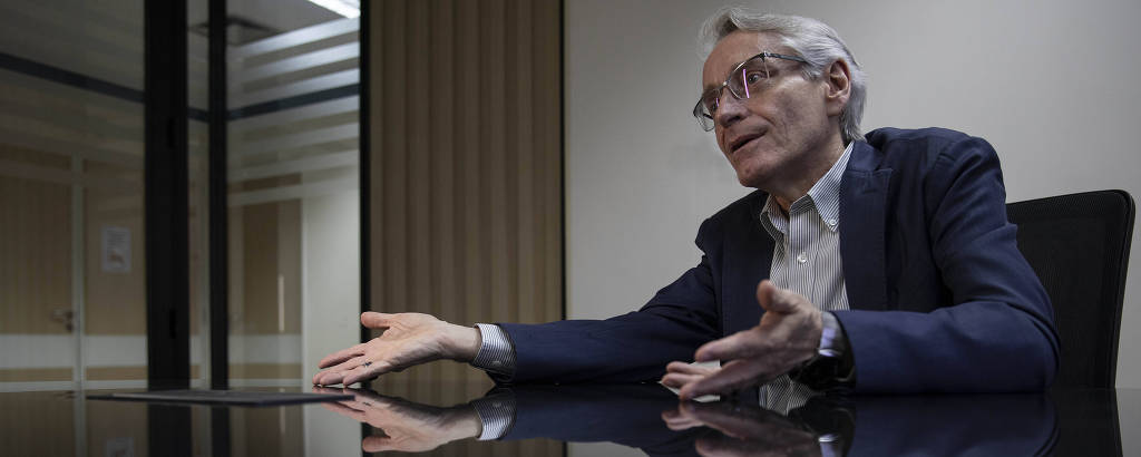 USP precisa ser acolhedora, diz candidato a reitor - 07/11/2025 - Educação - Folha