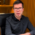 Humor que educa: como criadores digitais mudaram a conversa sobre HIV – por Ricardo Kores