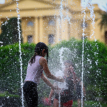 Calor pode potencializar efeitos colaterais de remédios, destaca Folha de S. Paulo