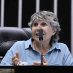 Agência Câmara de Notícias: Deputada defende caráter multidisciplinar no enfrentamento ao HIV/Aids