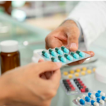 Folha de S. Paulo: Por que a aprovação da Anvisa não garante acesso imediato a medicamentos