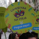 Camisinha na Folia reforça prevenção ao HIV e outras ISTs durante o Carnaval na cidade de São Paulo