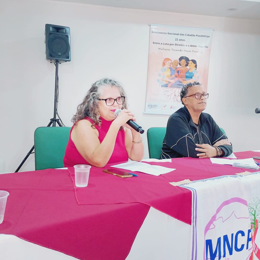 Entre novas terapias e velhos estigmas: mulheres com HIV cobram cuidado integral no SUS