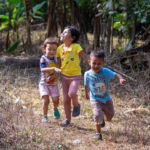 Relatório Anual 2025 da OPAS destaca resiliência, inovação e cooperação regional para a saúde nas Américas