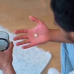 DoxyPEP reduz pela metade os casos de sífilis e indica benefícios indiretos para mulheres, aponta estudo nos EUA