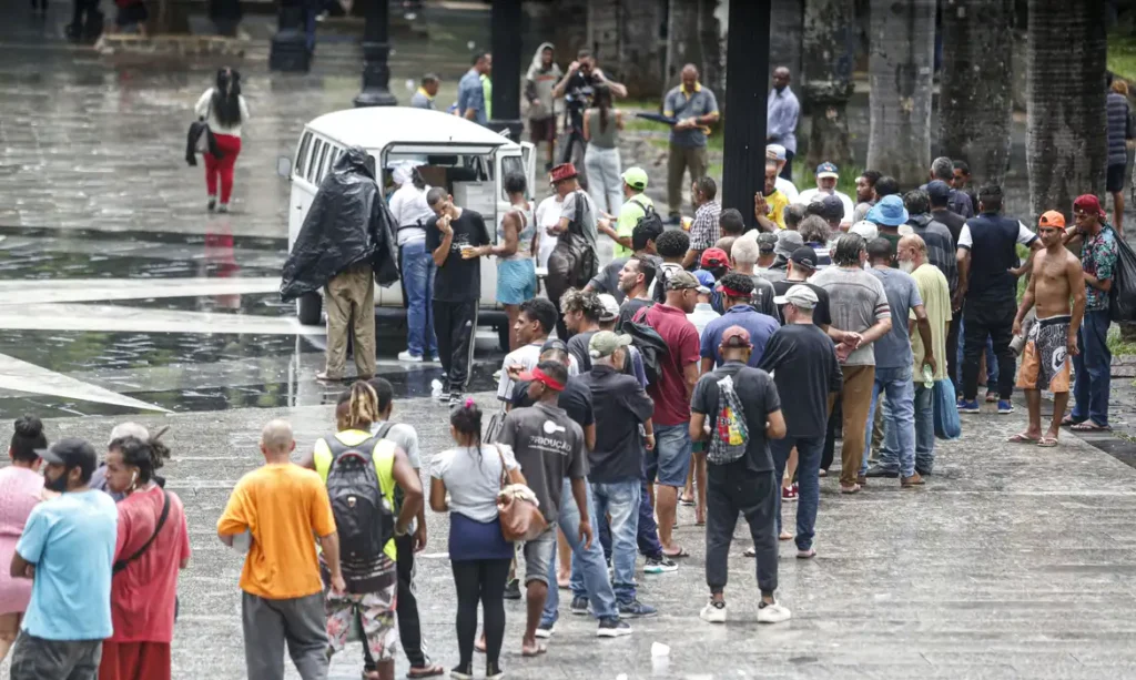 População em situação de rua passa de 388 mil em maio; SP lidera – Agência Brasil