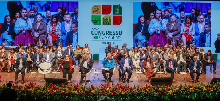 Congresso do Conasems debate futuro do SUS com foco em inovação, inteligência artificial e redes integradas de cuidado