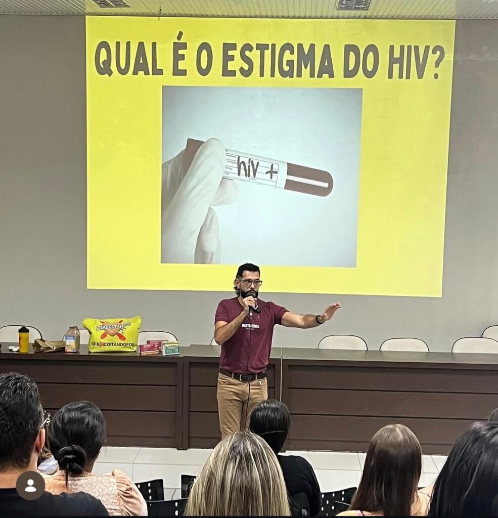 À espera de uma resposta: atraso na comunicação de exame de HIV transforma a vida de Ítalo Ribeiro da Costa