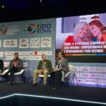 Turismo LGBT+ maduro ganha protagonismo em debate na LGBT+ Turismo Expo 2026