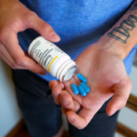 Aumento nas infecções por HIV no Brasil exige mais das autoridades, defende O Globo em Editorial