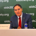 Dr. Jarbas Barbosa revela negociações da OPAS para ampliar acesso ao lenacapavir e novas tecnologias contra o HIV