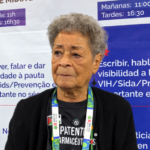 “A humanidade precisa entender que nós dependemos uns dos outros. Eu defendo que a transferência das questões relacionadas ao gerenciamento de propriedades intelectuais seja feita pela Organização Mundial da Saúde”, analisa Eloan Pinheiro