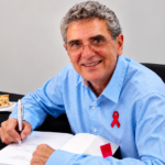 Ministério da Saúde lamenta morte de Paulo Roberto Teixeira e destaca legado decisivo na resposta brasileira ao HIV e à aids