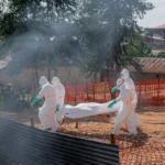 Surto de Ebola no Congo ultrapassa 3 mil mortes e 6 mil casos confirmados, comunica Terra