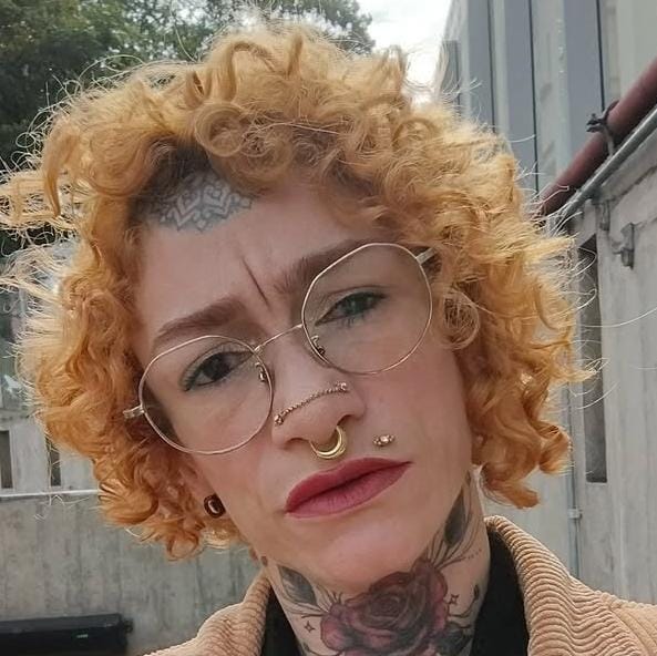 “Toda mulher tem o direito de viver sua maternidade com privacidade e respeito”: Rosa Garcia fala sobre amamentação, escolhas e os desafios de ser mãe vivendo com HIV